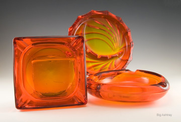 Big Ashtray museum features hundreds of art ashtrays from yesteryearin the Big Ashtray museum.