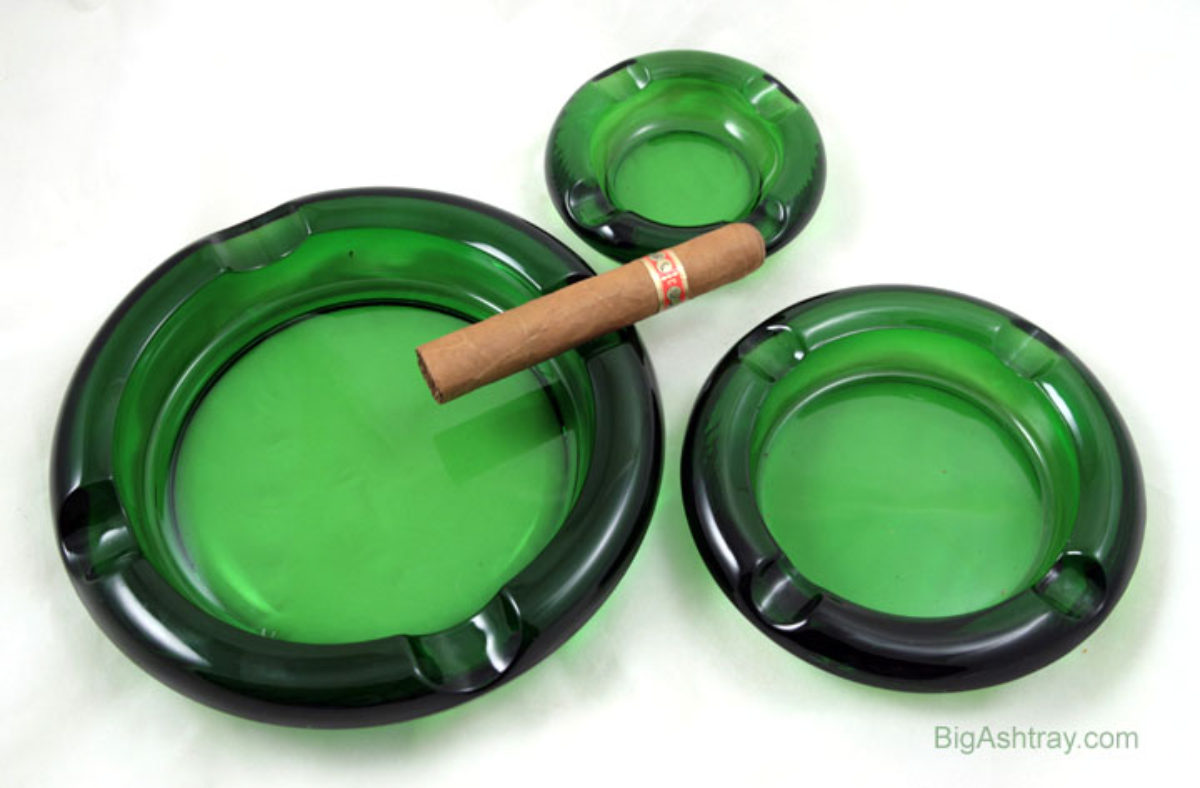 Rare Set of Three Viking Art Glass Stacking Ashtrays Big Ashtray