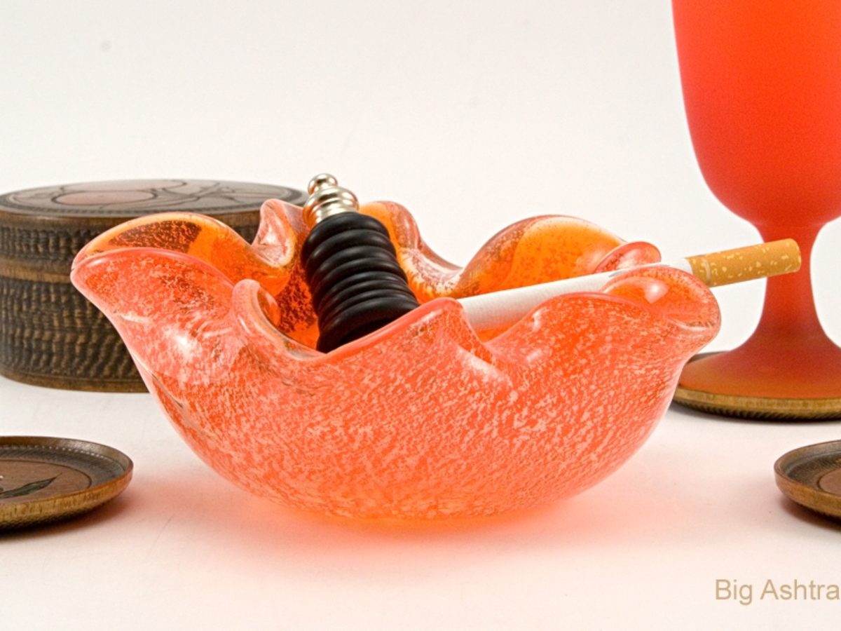 The Big Ashtray Museum Page 5 Big Ashtray