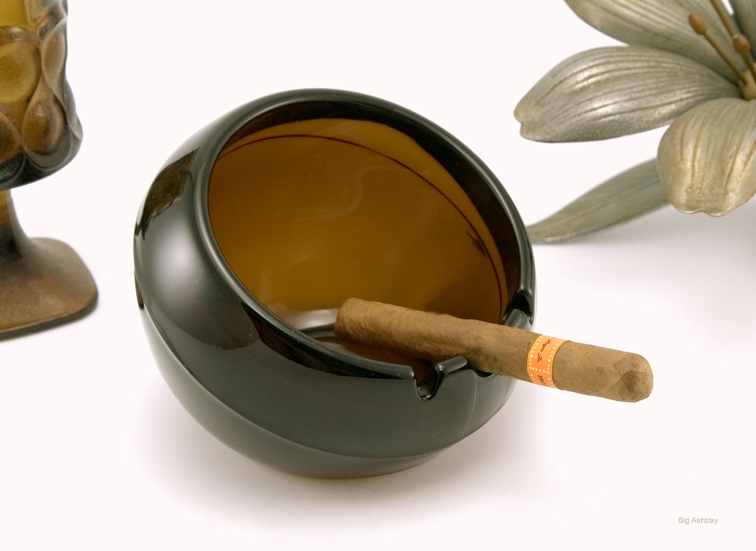 Ball Ashtray MidCentury Modern Art Glass Big Ashtray