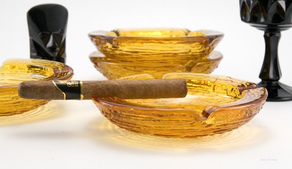 Retro Soreno Glass Ashtrays Medium Size at Big Ashtray