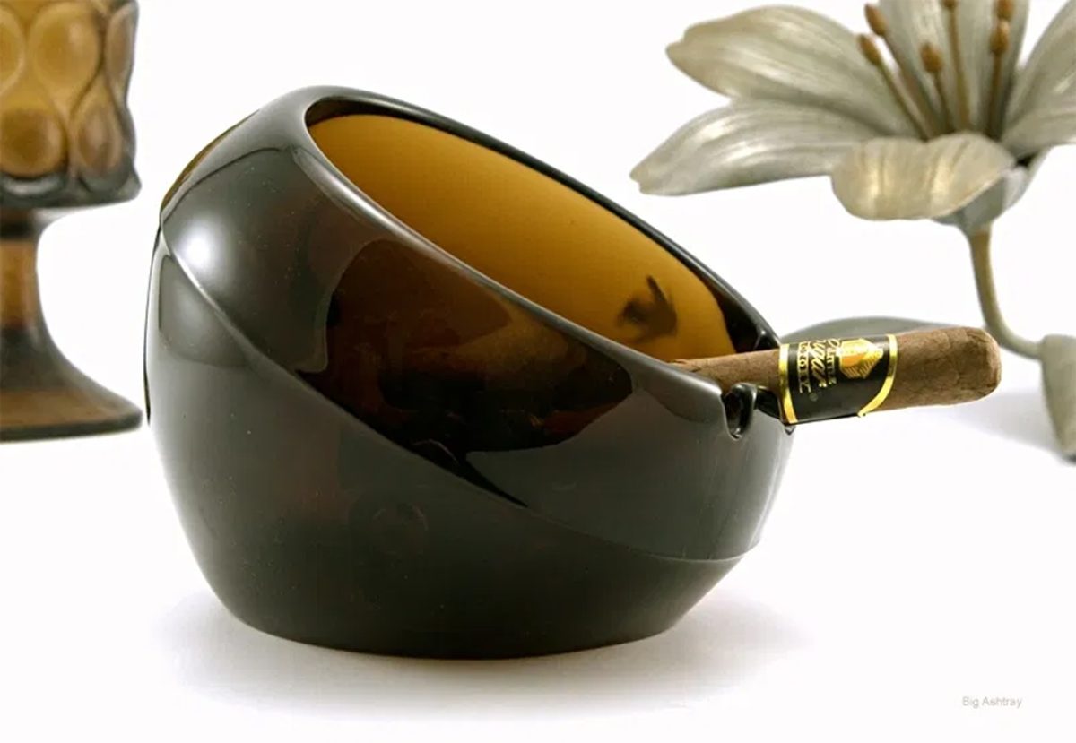 Quality Cigar Ashtrays at Big Ashtray